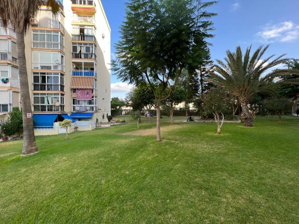 Apartamento precioso estudio con piscina y barbacoa La Cala Del Moral Exterior foto
